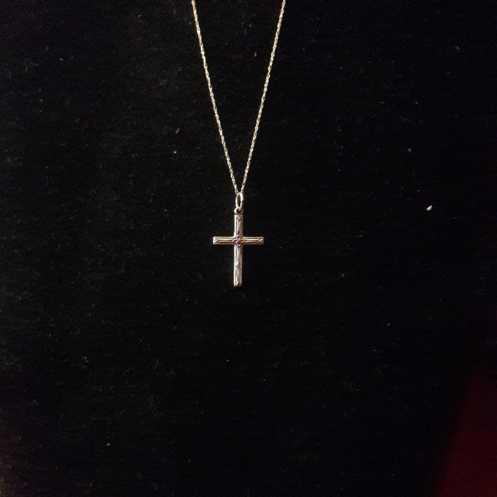 10k solid yellow gold cross 18in gold chain